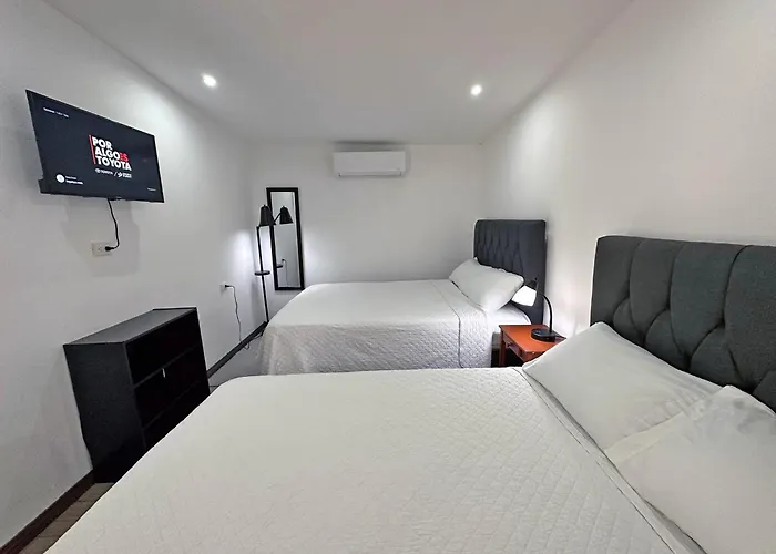 Hotel Surf Ranch 4*