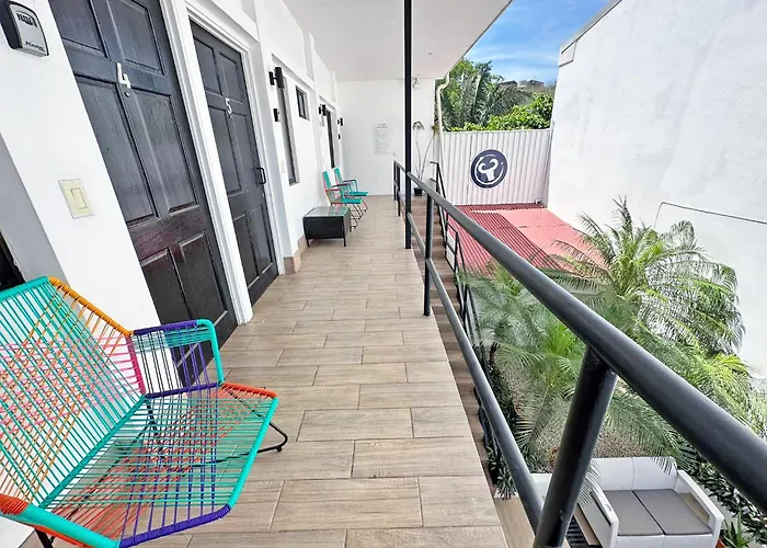 Hotel Surf Ranch 4*