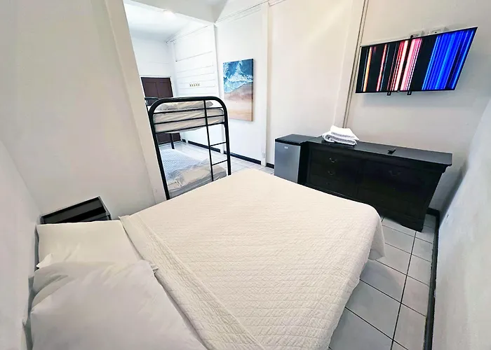 Hotel Surf Ranch 4*